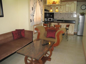  Makati Suites at Travelers Inn  Манила